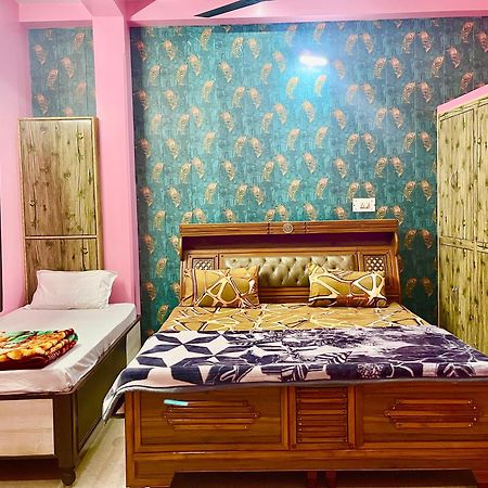 Trilok Residency - Dashashwamedh فاراناسي المظهر الخارجي الصورة