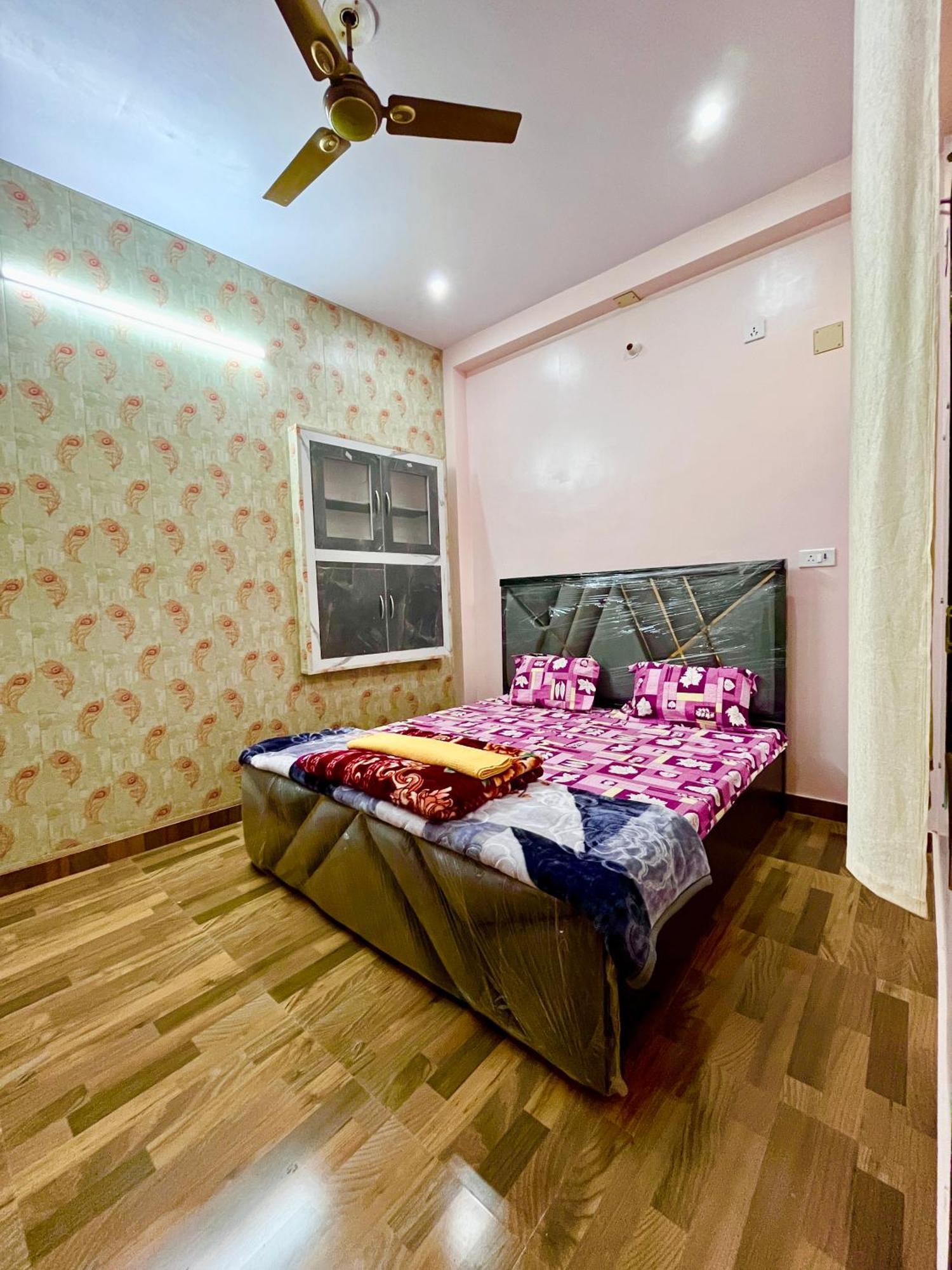 Trilok Residency - Dashashwamedh فاراناسي المظهر الخارجي الصورة