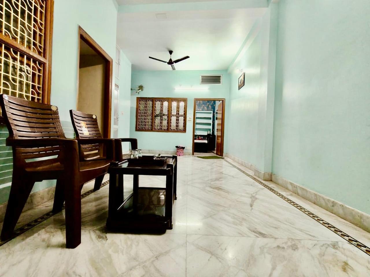 Trilok Residency - Dashashwamedh فاراناسي المظهر الخارجي الصورة