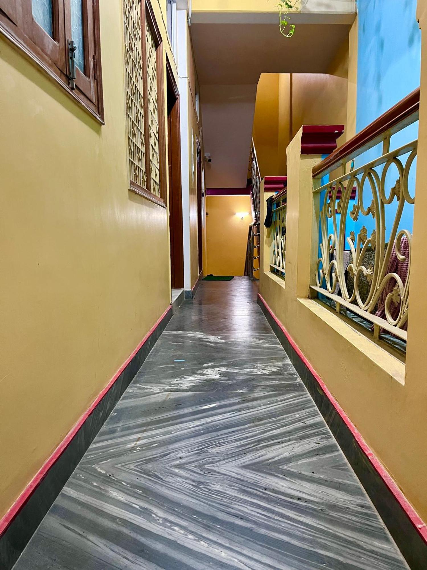 Trilok Residency - Dashashwamedh فاراناسي المظهر الخارجي الصورة